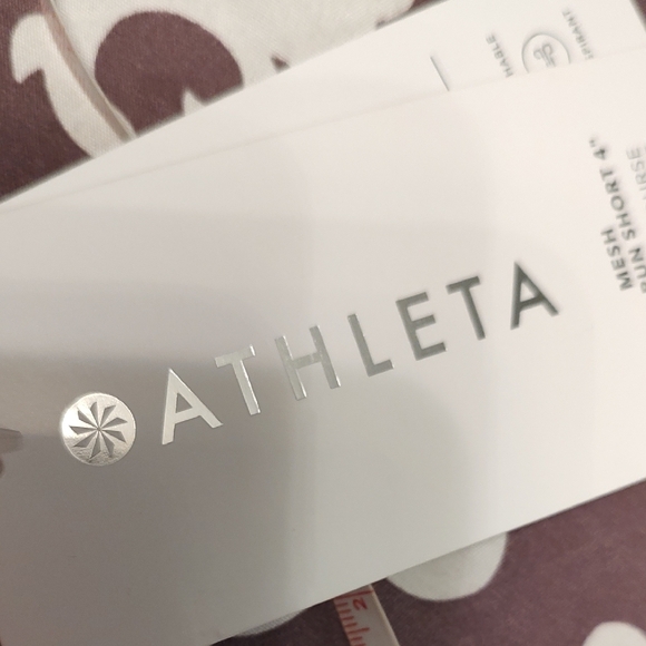 Athleta Women's Coral Shorts - Picture 3 of 6